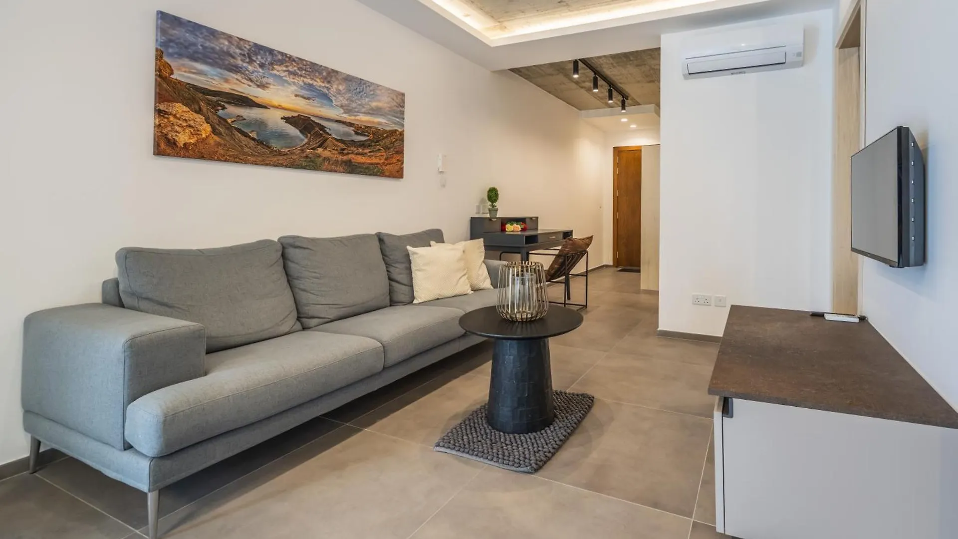 Apartamento Brand New Home Close To All Amenities. An Exceptionally Chic Get-Away! Ta Xbiex