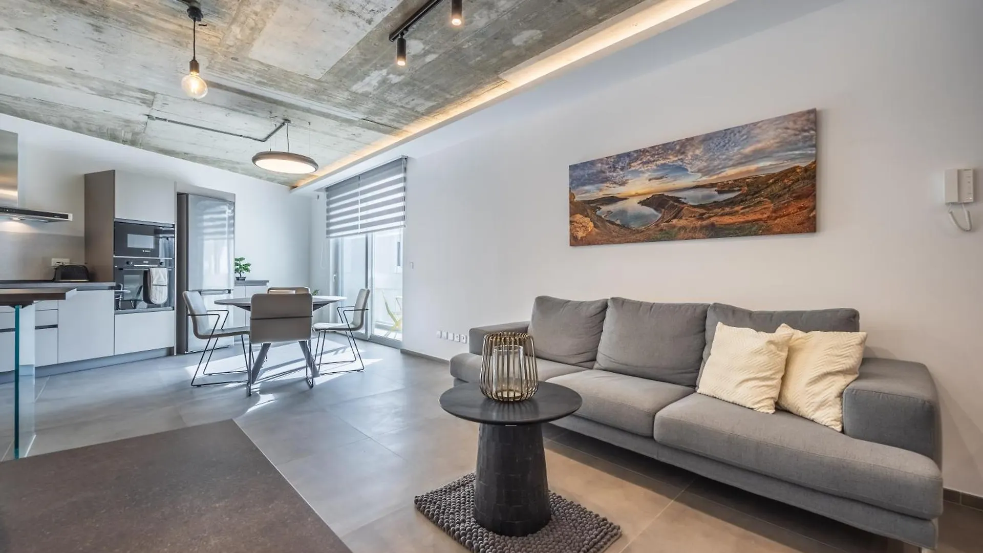 Brand New Home Close To All Amenities. An Exceptionally Chic Get-Away! Ta Xbiex
